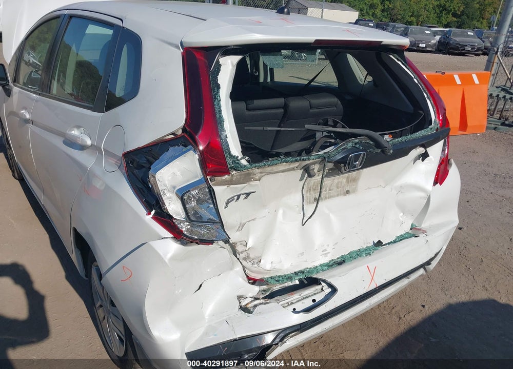 2019 HONDA FIT LX VIN: 3HGGK5H44KM702708