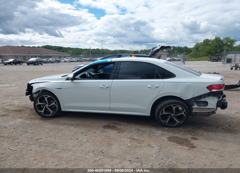 2021 VOLKSWAGEN PASSAT 2.0T R-LINE VIN: 1VWMA7A34MC013626