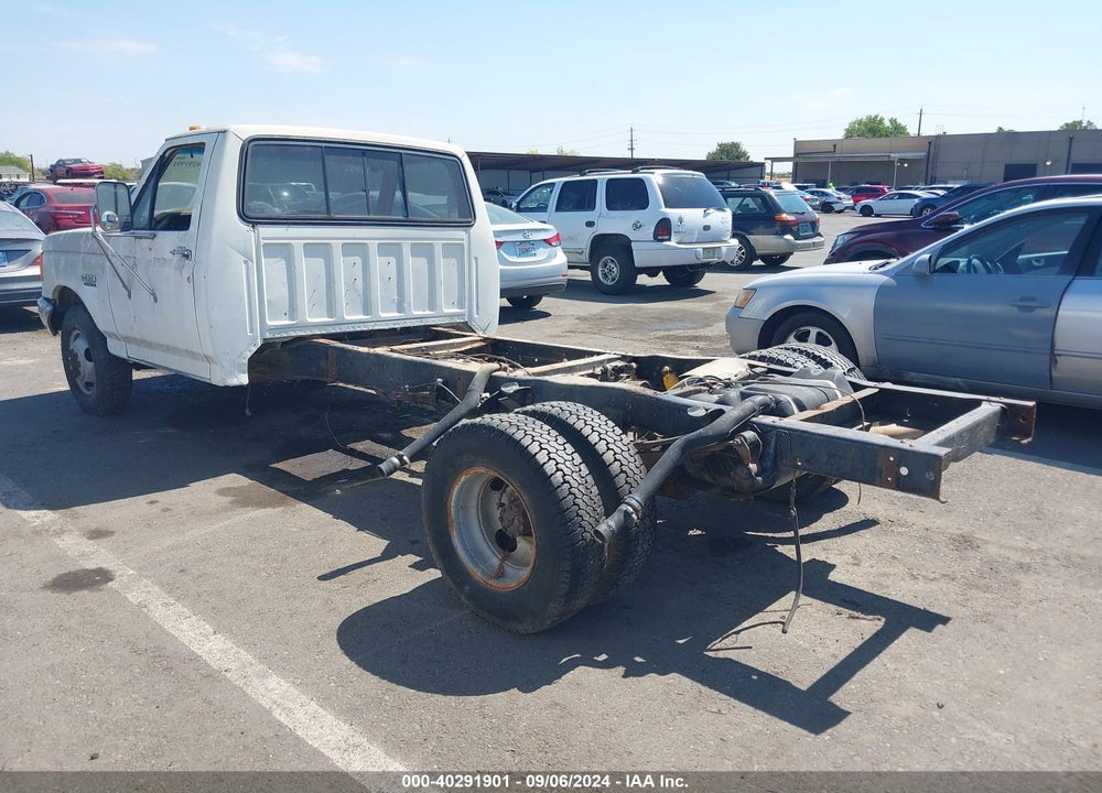 1987 FORD F350 VIN: 2FDKF37L2HCA32151