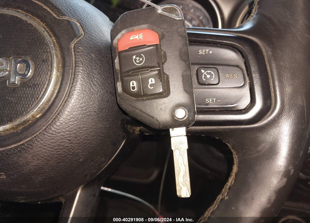 2019 JEEP WRANGLER UNLIMITED SPORT S 4X4 VIN: 1C4HJXDGXKW661874