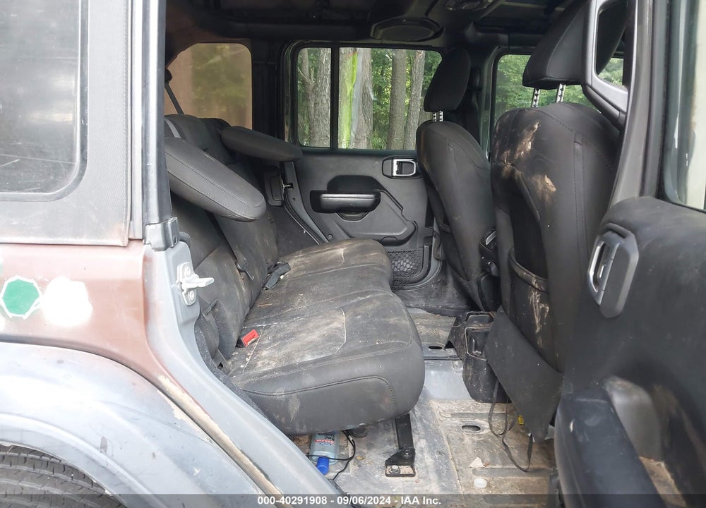 2019 JEEP WRANGLER UNLIMITED SPORT S 4X4 VIN: 1C4HJXDGXKW661874