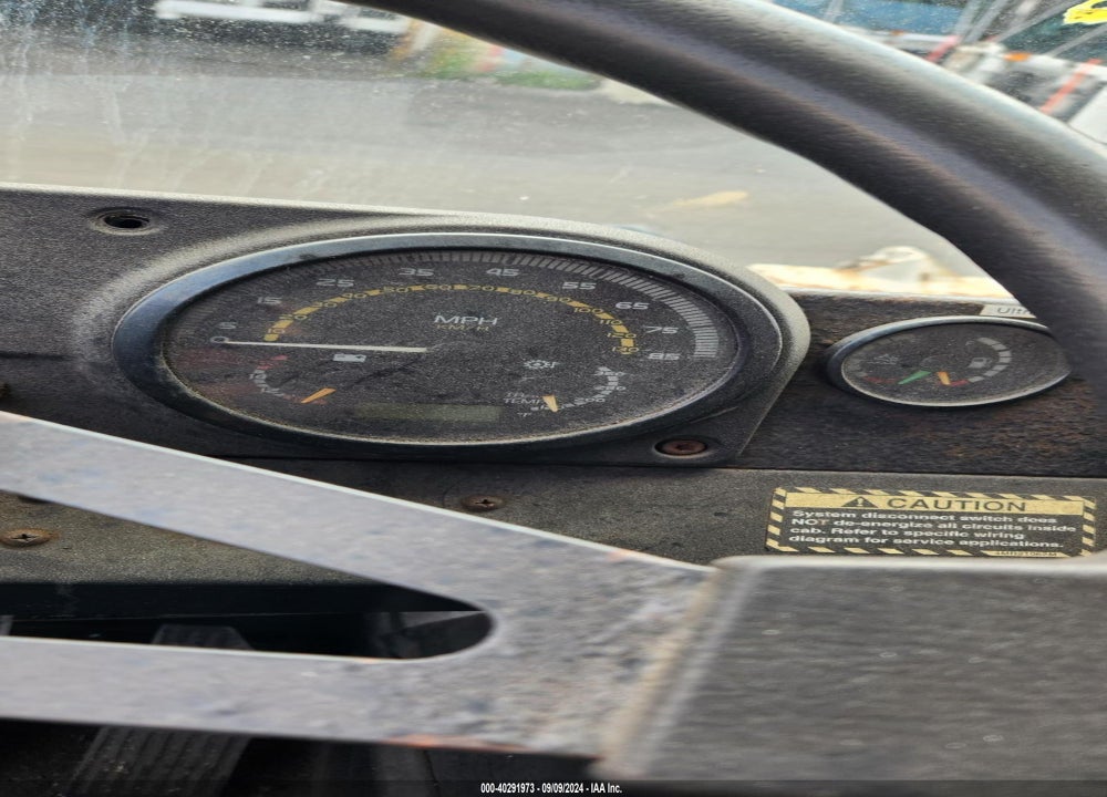 2015 MACK 600 LEU600 VIN: 1M2AU02C9FM009454