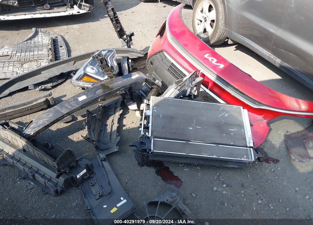 2023 KIA NIRO EX VIN: KNDCR3LE6P5079876