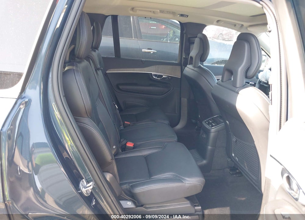 2022 VOLVO XC90 RECHARGE PLUG-IN HYBRID T8 INSCRIPTION 7 PASSENGER VIN: YV4BR0CLXN1816555