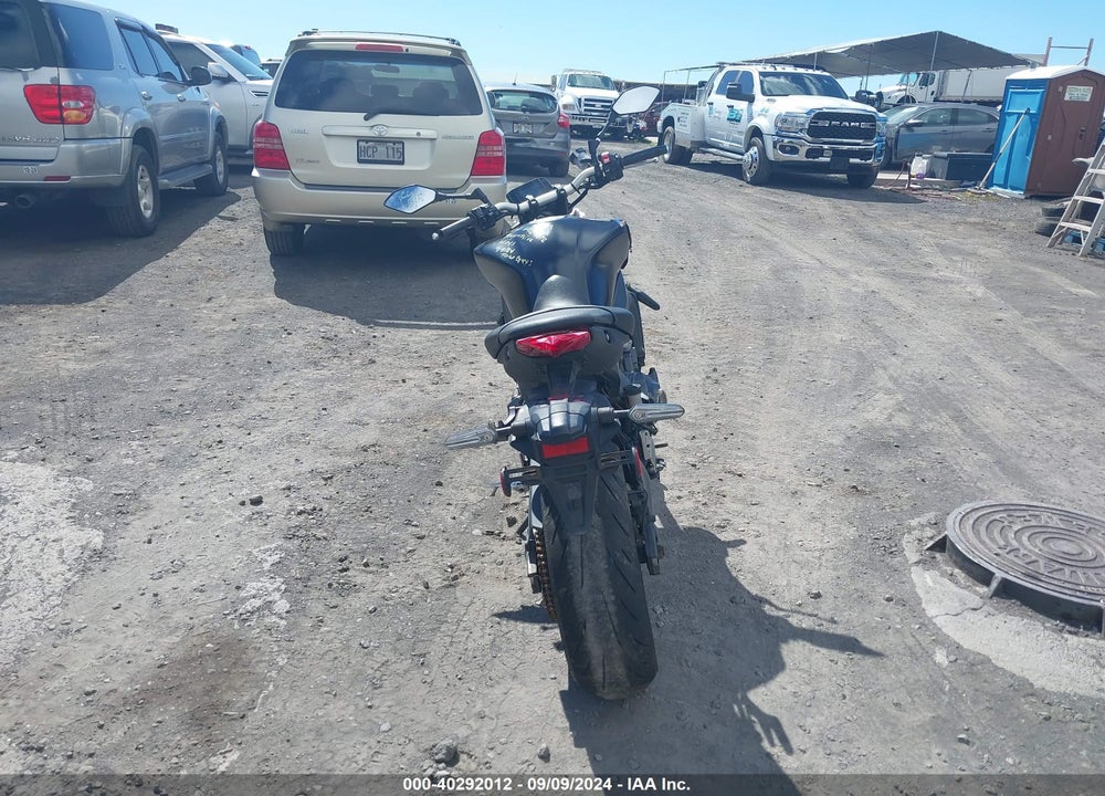 2022 YAMAHA MT09 VIN: JYARN71E4NA002746