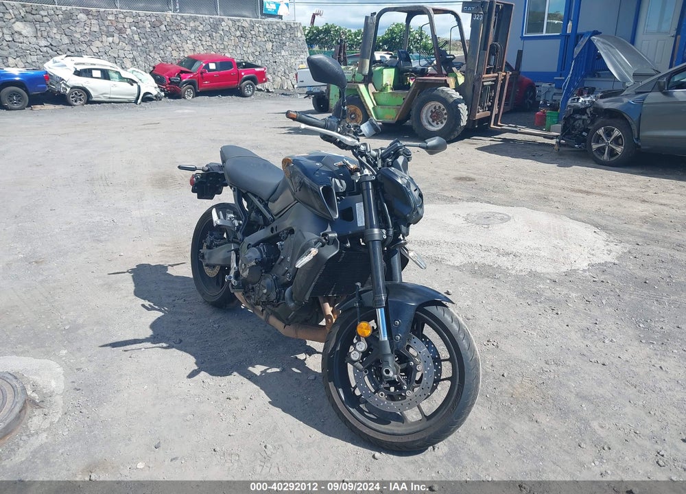 2022 YAMAHA MT09 VIN: JYARN71E4NA002746