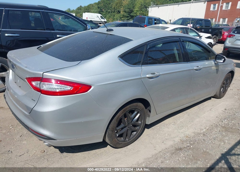 2015 FORD FUSION SE VIN: 3FA6P0H76FR310059