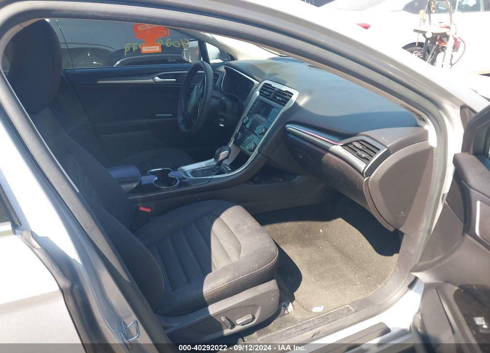 2015 FORD FUSION SE VIN: 3FA6P0H76FR310059