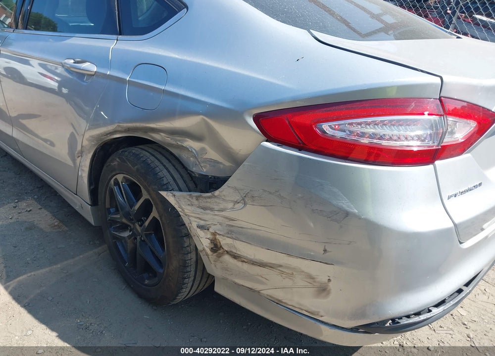 2015 FORD FUSION SE VIN: 3FA6P0H76FR310059