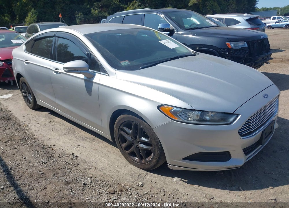 2015 FORD FUSION SE VIN: 3FA6P0H76FR310059