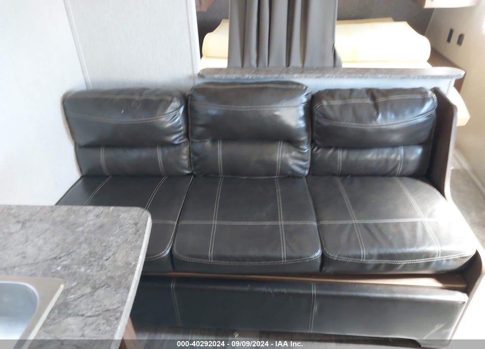 2018 HEARTLAND RV PIONEER VIN: 5SFPB2920JE367880