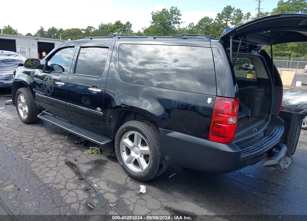 2014 CHEVROLET SUBURBAN 1500 LTZ VIN: 1GNSKKE73ER196918