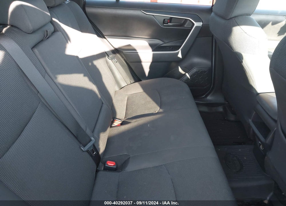 2019 TOYOTA RAV4 LE VIN: 2T3F1RFV1KC056303