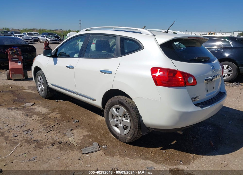 2014 NISSAN ROGUE SELECT S VIN: JN8AS5MT0EW600879