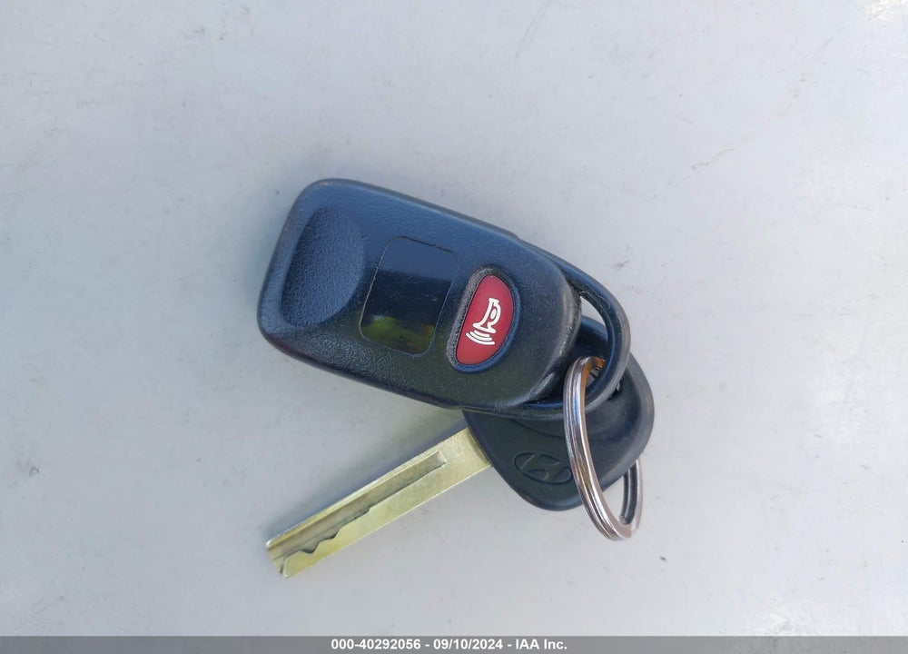 2016 HYUNDAI ACCENT SE VIN: KMHCT4AE1GU968550