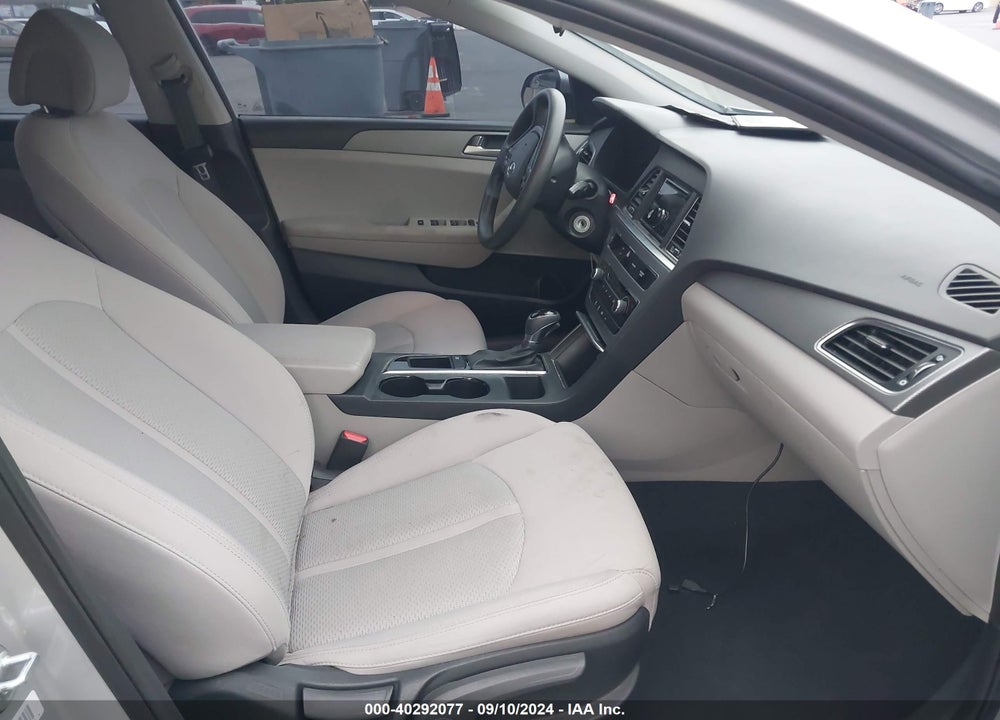 2016 HYUNDAI SONATA VIN: 5NPE24AF7GH396208