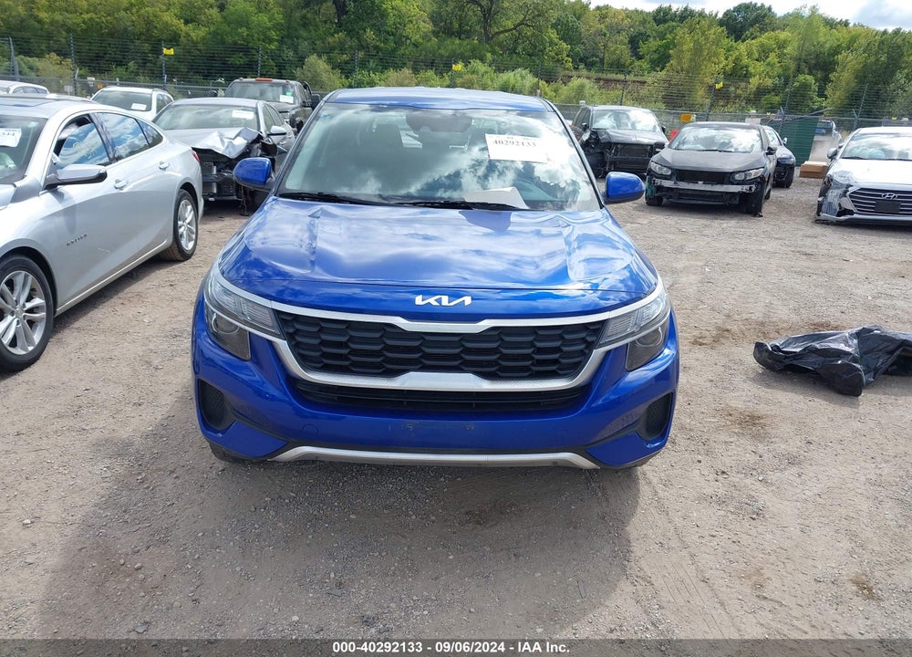 2022 KIA SELTOS LX VIN: KNDEPCAA7N7250151