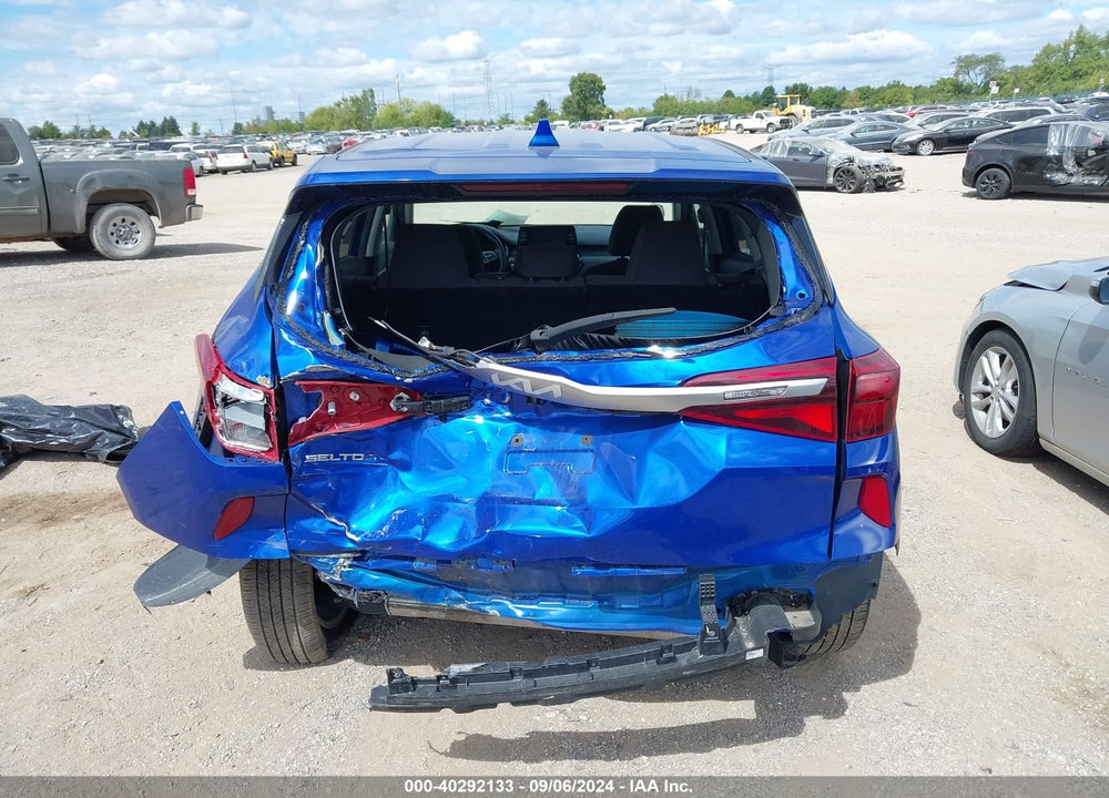 2022 KIA SELTOS LX VIN: KNDEPCAA7N7250151