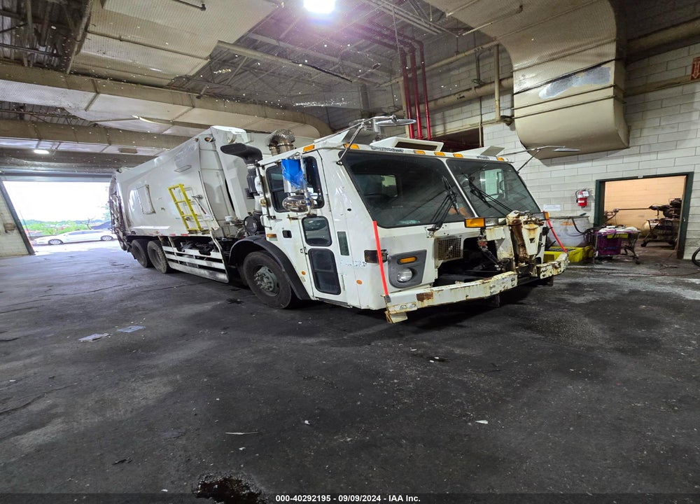 2015 MACK 600 LEU600 VIN: 1M2AU02C2FM009361