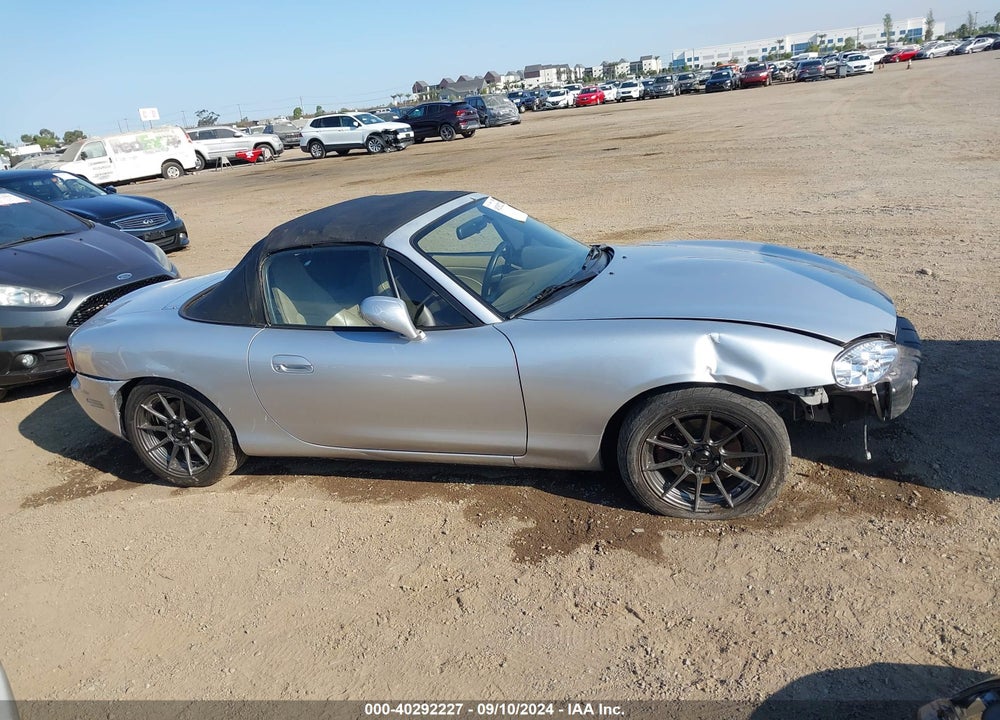2004 MAZDA MX-5 MIATA LS VIN: JM1NB353840403105