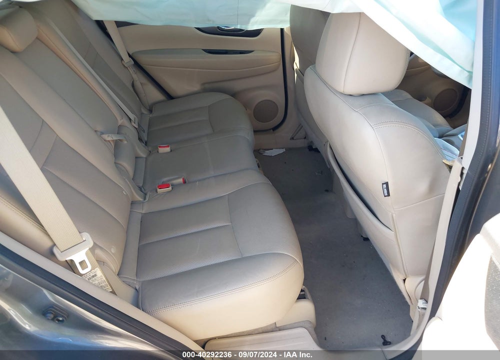 2014 NISSAN ROGUE SL VIN: 5N1AT2MT2EC797686