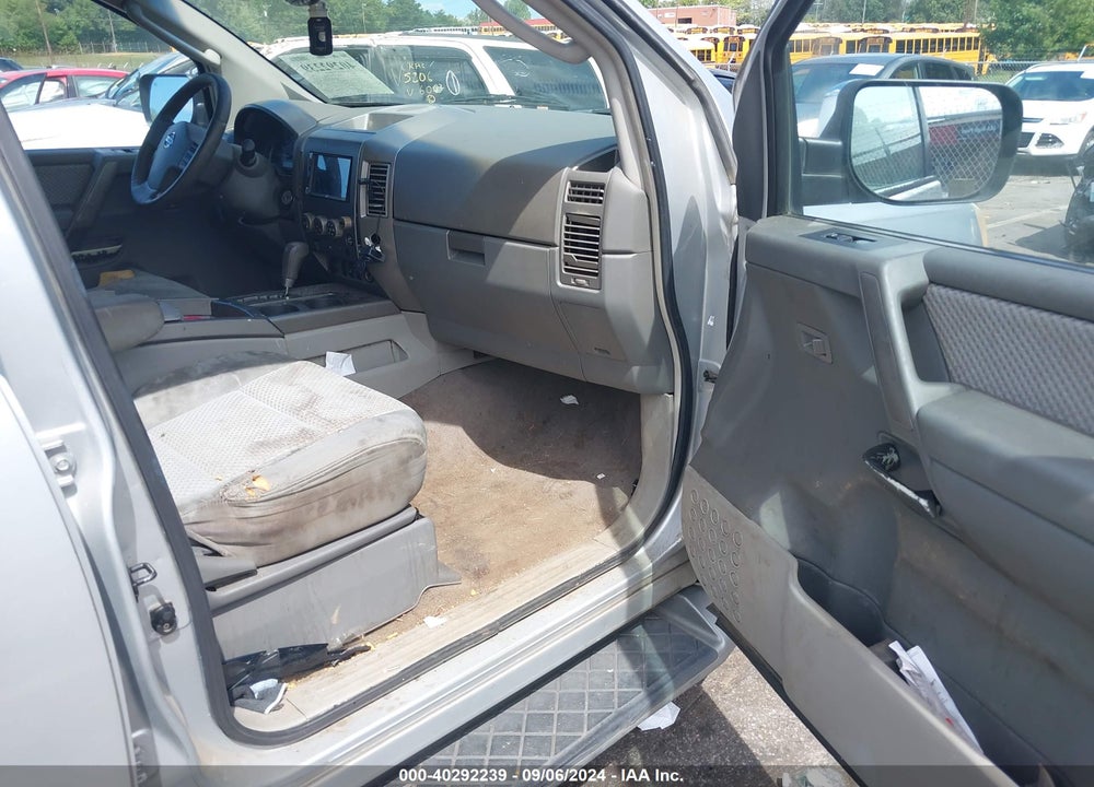 2004 NISSAN PATHFINDER ARMADA SE VIN: 5N1AA08A14N723472