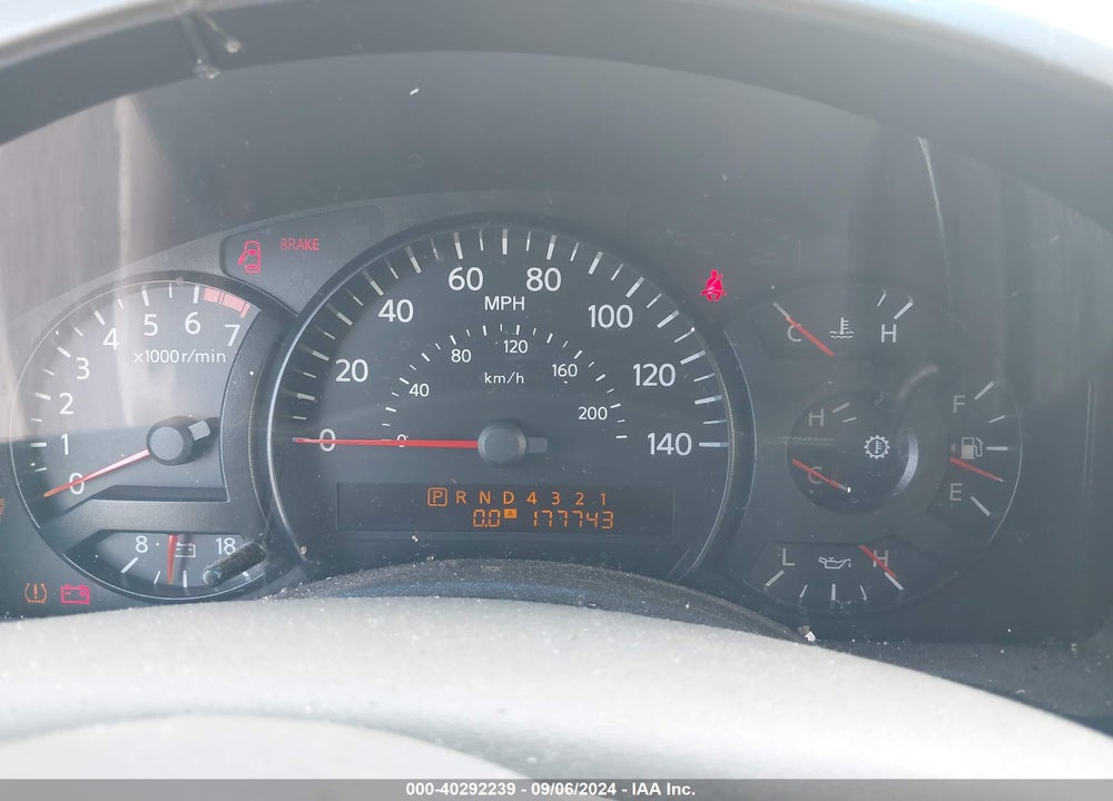 2004 NISSAN PATHFINDER ARMADA SE VIN: 5N1AA08A14N723472
