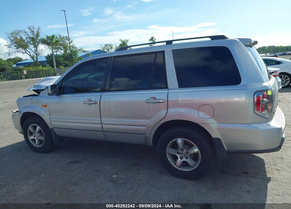 2006 HONDA PILOT EX VIN: 5FNYF28426B050123