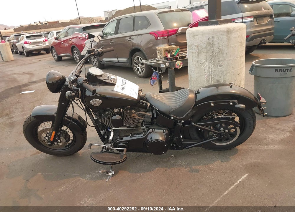 2016 HARLEY-DAVIDSON FLSS VIN: 1HD1JS932GB019009