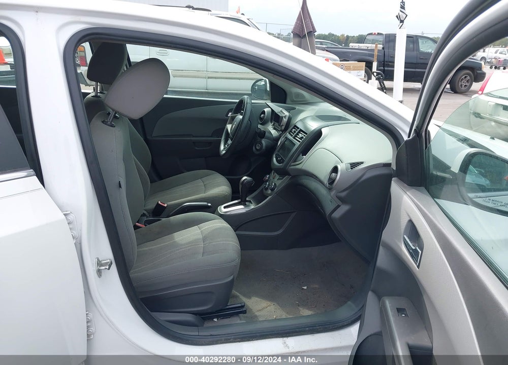 2014 CHEVROLET SONIC LT AUTO VIN: 1G1JC5SB6E4167849