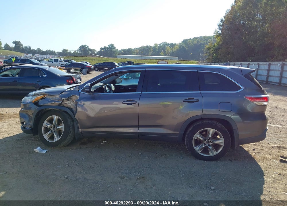 2016 TOYOTA HIGHLANDER LIMITED PLATINUM V6 VIN: 5TDDKRFH0GS269264