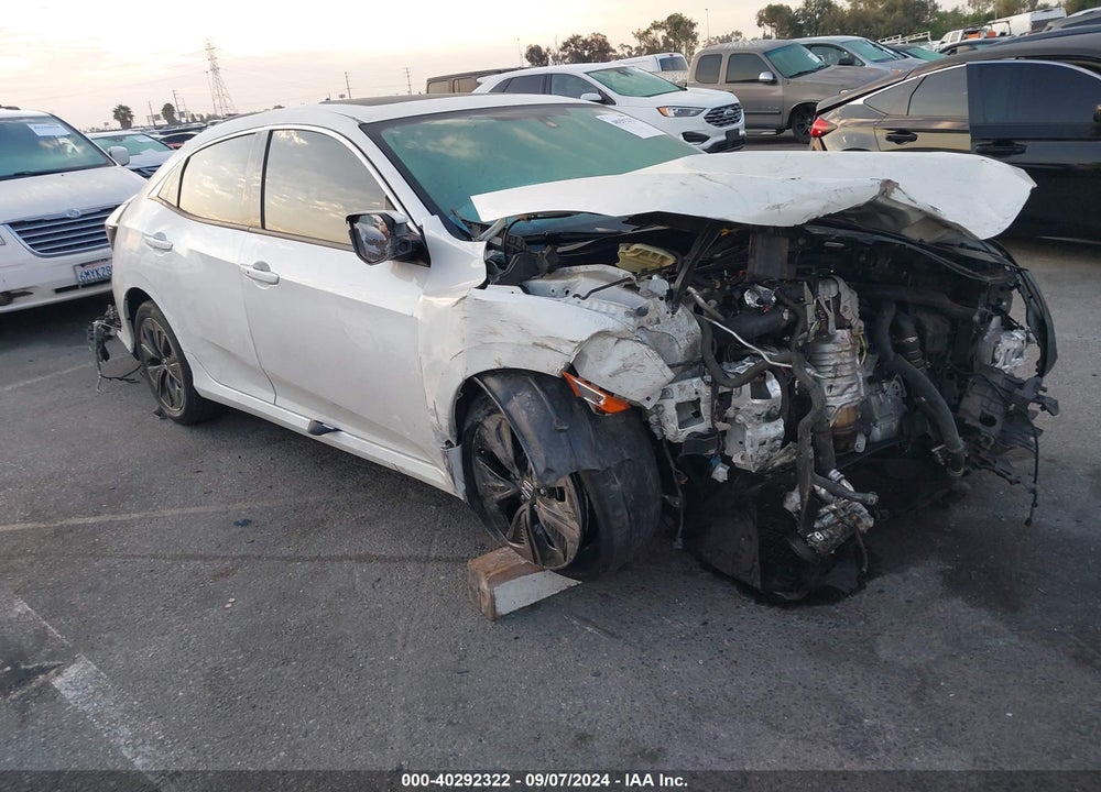 2018 HONDA CIVIC EX VIN: SHHFK7H56JU413801