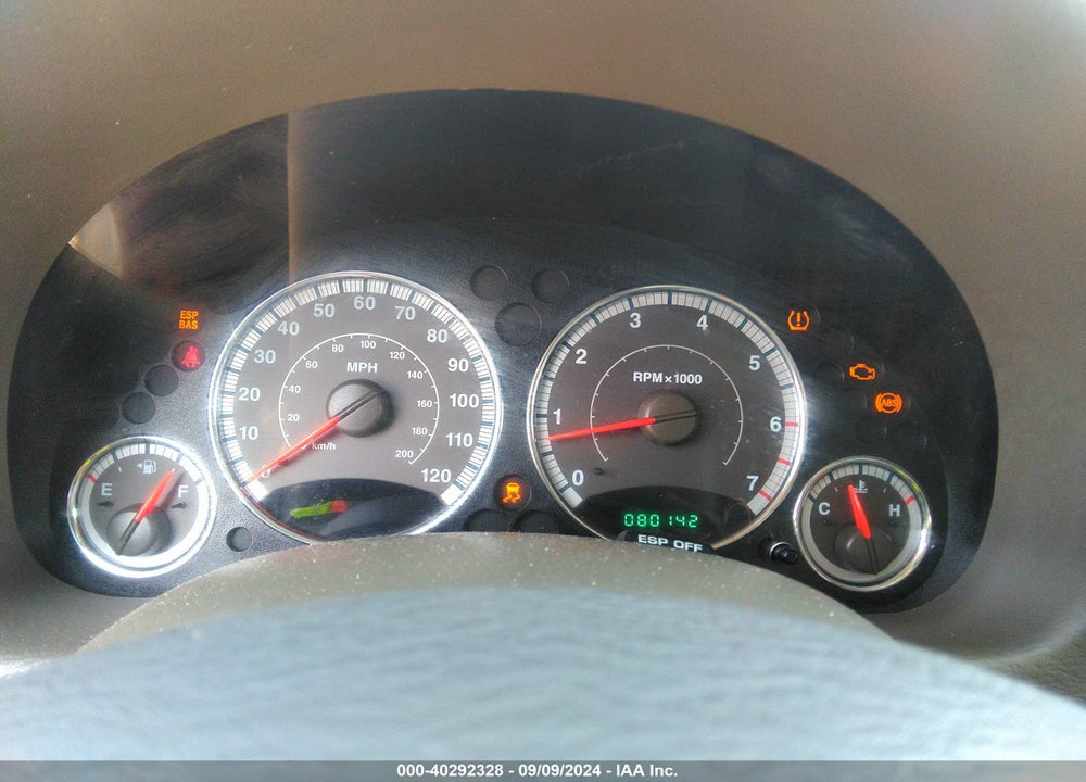 2006 JEEP LIBERTY VIN: 1J4GL38K66W188312