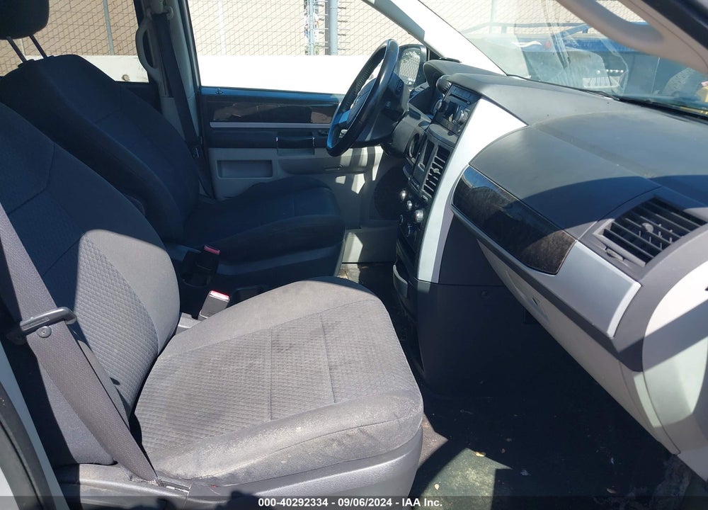 2010 DODGE GRAND CARAVAN SXT VIN: 2D4RN5D12AR131174