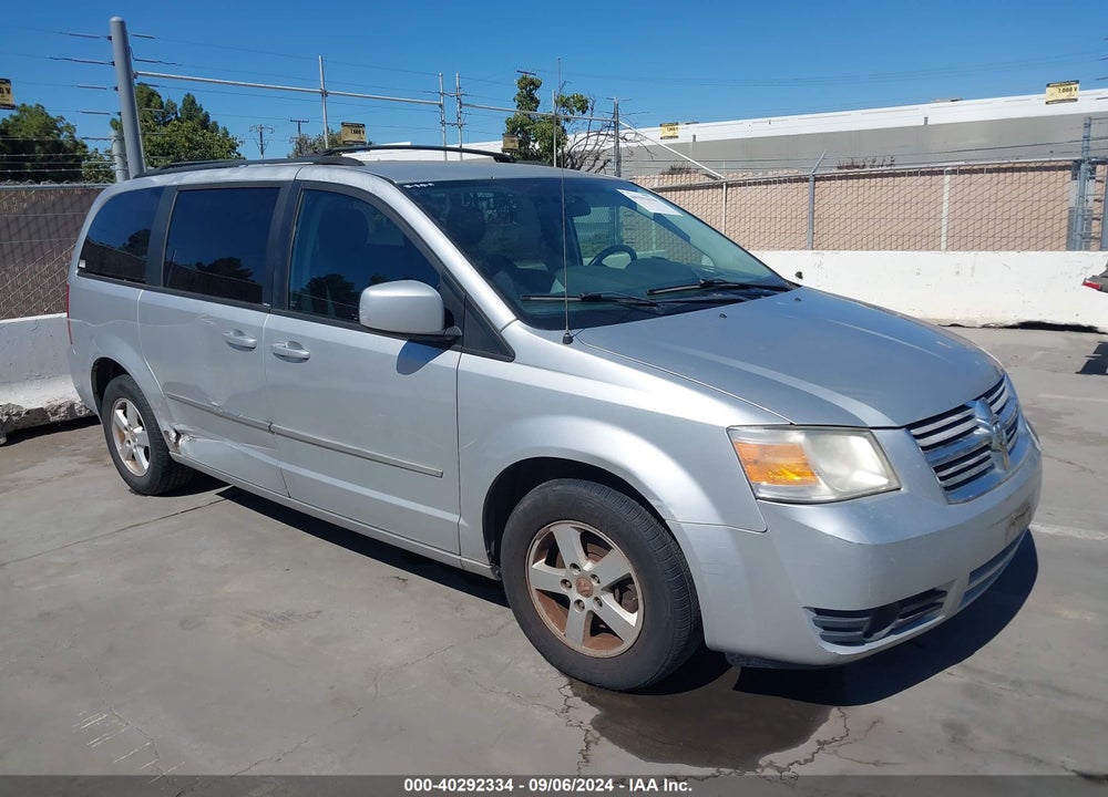 2010 DODGE GRAND CARAVAN SXT VIN: 2D4RN5D12AR131174