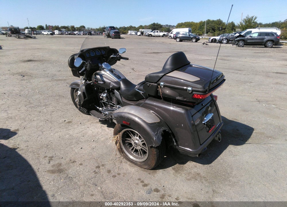 2023 HARLEY-DAVIDSON FLHTCUTG VIN: 1HD1MAF18PB860336