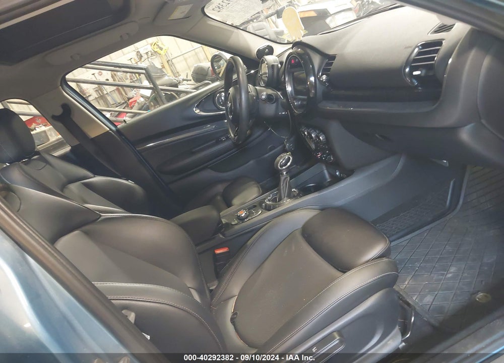 2017 MINI CLUBMAN COOPER S VIN: WMWLU5C36H2E84020