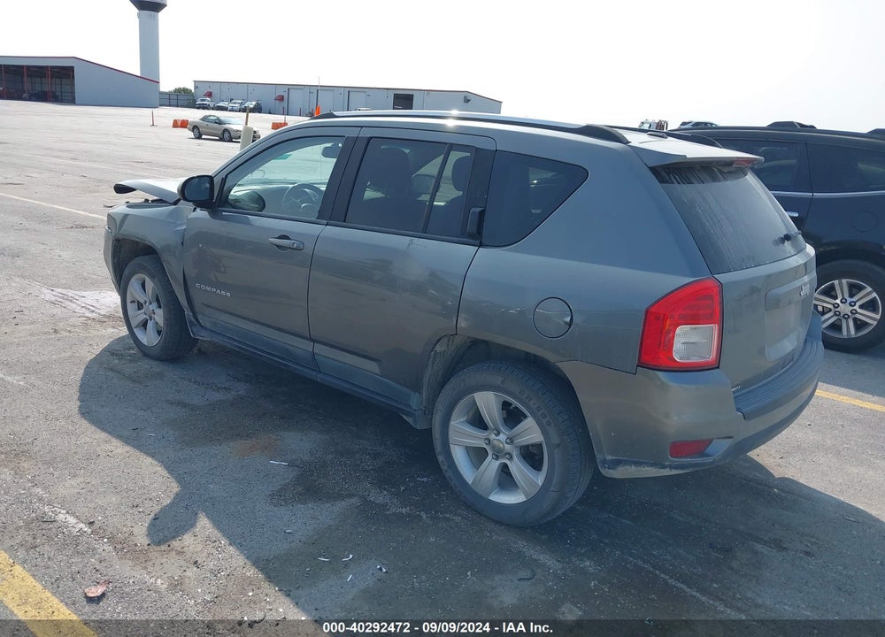 2011 JEEP COMPASS VIN: 1J4NF1FB9BD207009