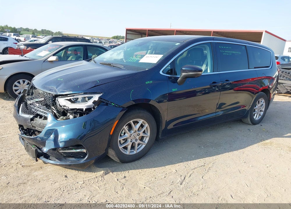 2023 CHRYSLER PACIFICA TOURING L VIN: 2C4RC1BG4PR629307