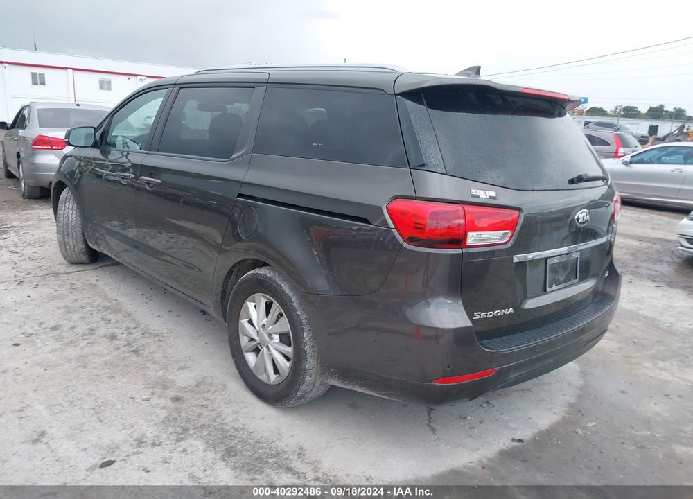 2017 KIA SEDONA LX VIN: KNDMB5C18H6237129