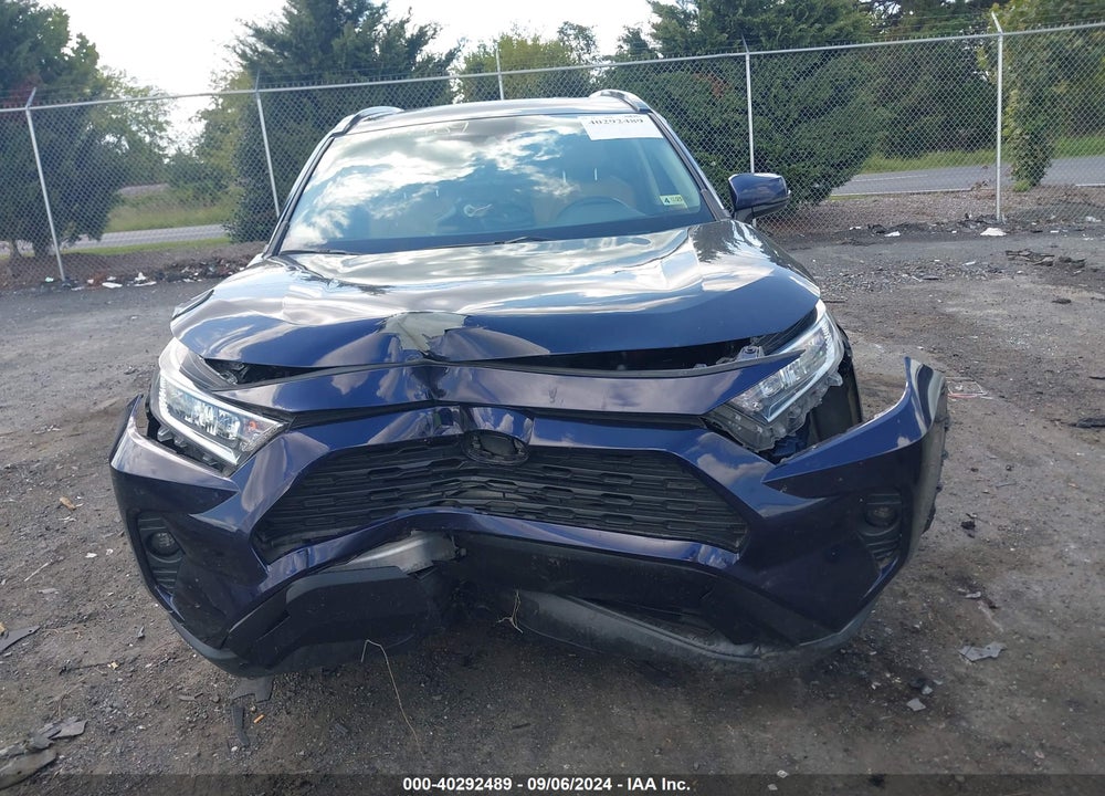 2021 TOYOTA RAV4 XLE PREMIUM VIN: JTMA1RFV1MD071456