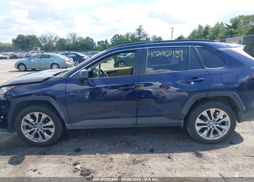 2021 TOYOTA RAV4 XLE PREMIUM VIN: JTMA1RFV1MD071456