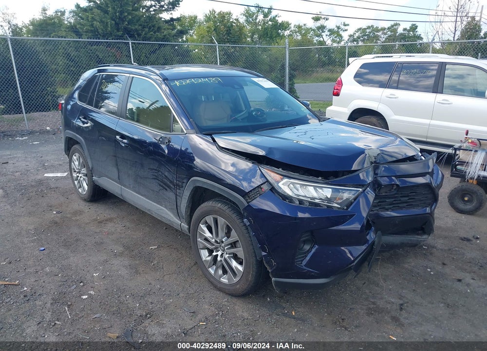 2021 TOYOTA RAV4 XLE PREMIUM VIN: JTMA1RFV1MD071456