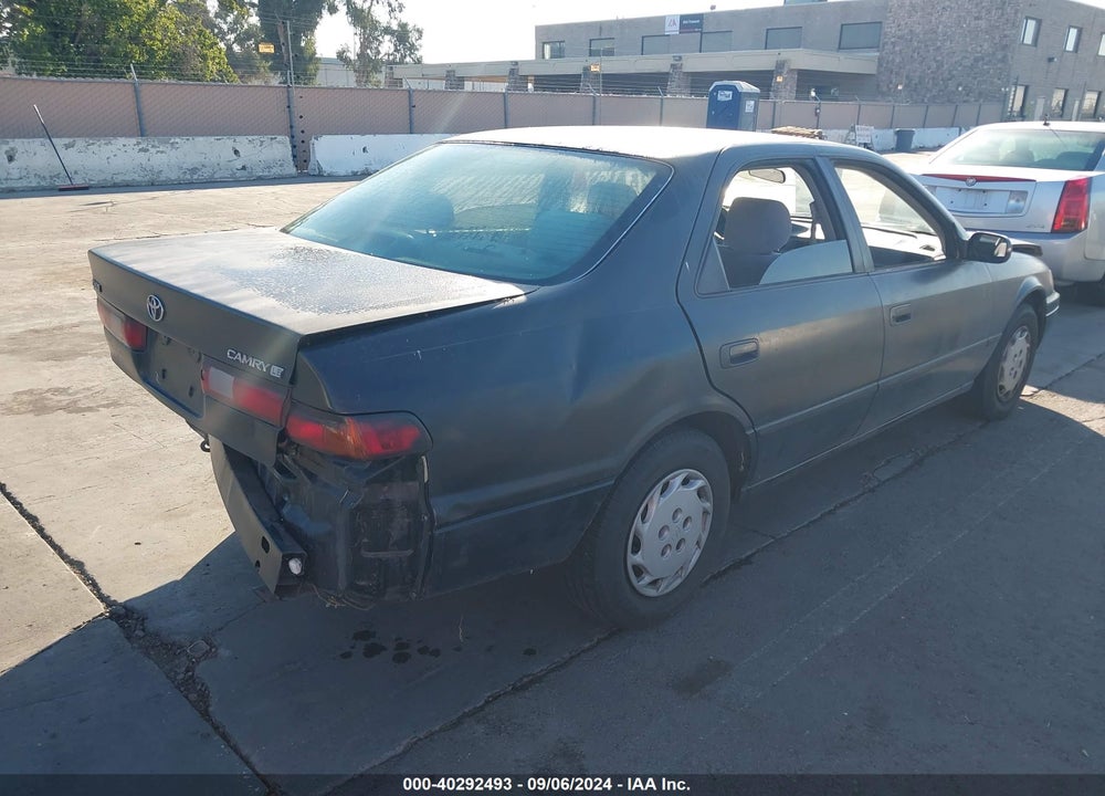 1997 TOYOTA CAMRY LE VIN: JT2BG22K3V0027644
