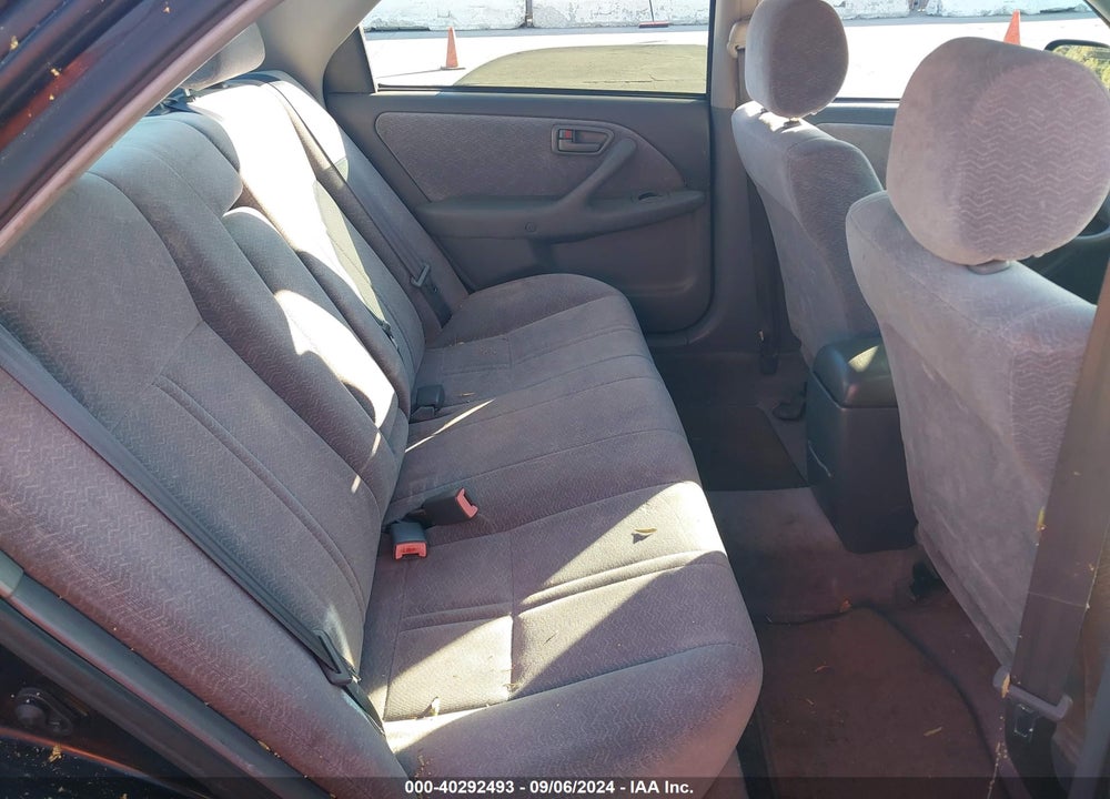 1997 TOYOTA CAMRY LE VIN: JT2BG22K3V0027644