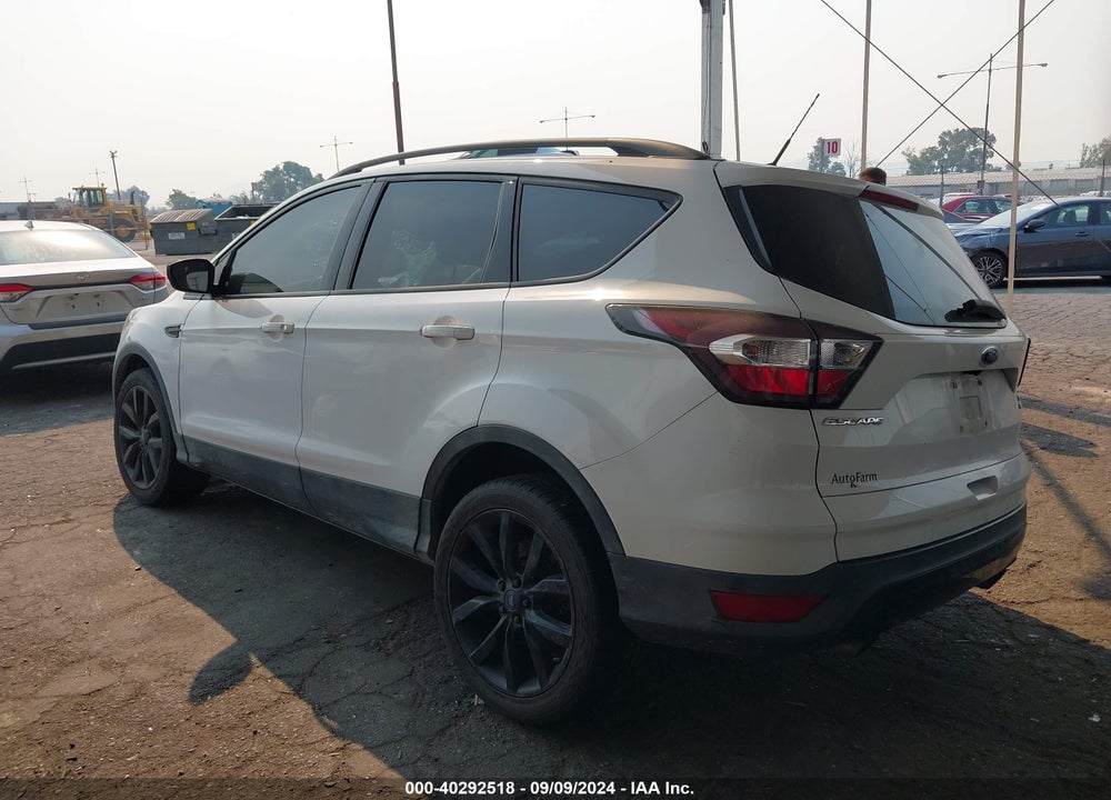 2017 FORD ESCAPE SE VIN: 1FMCU9GD2HUA90475