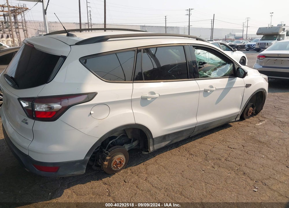 2017 FORD ESCAPE SE VIN: 1FMCU9GD2HUA90475