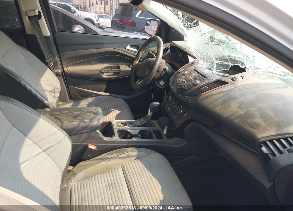 2017 FORD ESCAPE SE VIN: 1FMCU9GD2HUA90475