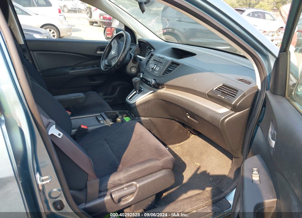 2014 HONDA CR-V LX VIN: 2HKRM4H31EH673925