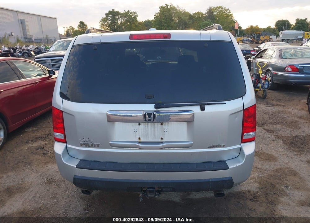 2009 HONDA PILOT EX VIN: 5FNYF48409B050928